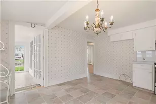 9 Leslie Ave, Barrington, RI 02806 - Photo 8