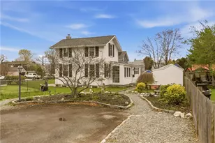 9 Leslie Ave, Barrington, RI 02806 - Photo 32