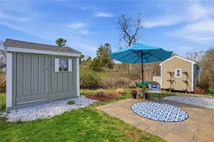 64 Burnside Ave, Narragansett, RI 02882 - Photo 4