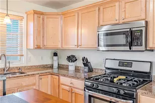 27 Streamview Dr, Cumberland, RI 02864 - Photo 6