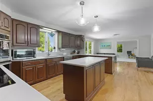 30 Battery Ln, Jamestown, RI 02835 - Photo 8