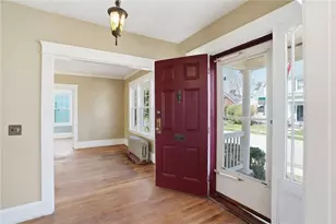 25 Talbot Manor, Cranston, RI 02905 - Photo 2