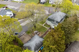 8 Perkins Ave, Westerly, RI 02891 - Photo 12