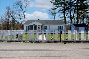 7 Deer Run Trail, Smithfield, RI 02917 - Photo 2