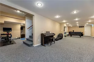 258 Woodridge Dr, North Kingstown, RI 02874 - Photo 38