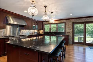 258 Woodridge Dr, North Kingstown, RI 02874 - Photo 12