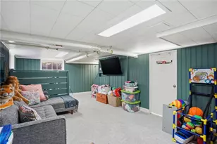 19 Salisbury Rd, Barrington, RI 02806 - Photo 24