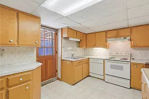 10 Brayton Rd, Tiverton, RI 02878 - Photo 24
