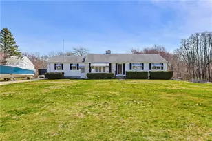 10 Brayton Rd, Tiverton, RI 02878 - Photo 2
