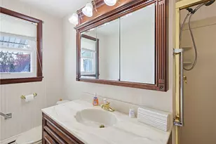 10 Brayton Rd, Tiverton, RI 02878 - Photo 16
