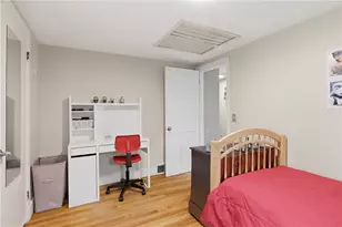27 Old Meadow Ln, Cumberland, RI 02864 - Photo 32