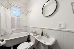 35 Marsh St, Newport, RI 02840 - Photo 12