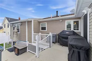 48 Columbus Ave, North Providence, RI 02911 - Photo 36