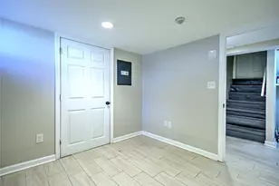 80 Pitman St, Providence, RI 02916 - Photo 24