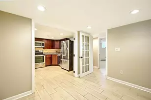 80 Pitman St, Providence, RI 02916 - Photo 14