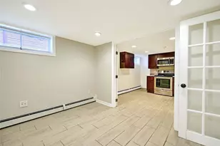 80 Pitman St, Providence, RI 02916 - Photo 16