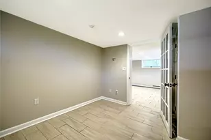 80 Pitman St, Providence, RI 02916 - Photo 8