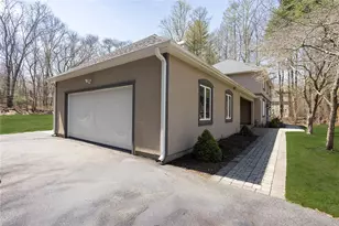 10 Arbor Way, East Greenwich, RI 02818 - Photo 2