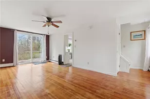 36 Brayton Rd, Smithfield, RI 02917 - Photo 2