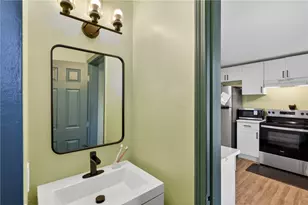 9 Cobb St, East Providence, RI 02914 - Photo 32