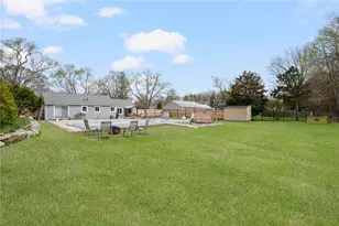 628 County Rd, Barrington, RI 02806 - Photo 32