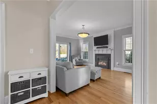 24 Randolph Way, Portsmouth, RI 02871 - Photo 8