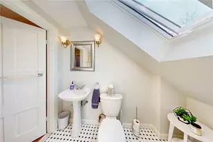 18 Benefit St, Providence, RI 02904 - Photo 36