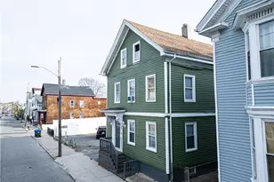 72 Ford St, Providence, RI 02907 - Photo 2