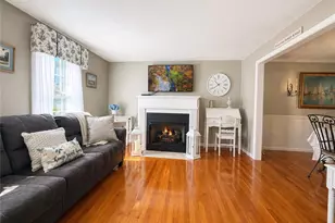 102 Canning St, Cumberland, RI 02864 - Photo 12
