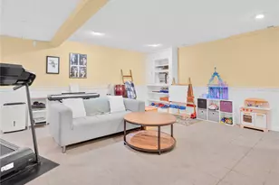 108 Wilbur Rd, Lincoln, RI 02865 - Photo 24