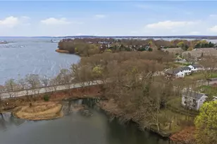 140 Beacon Park Dr, East Providence, RI 02915 - Photo 6