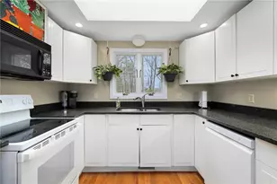 1397 Frenchtown Rd, East Greenwich, RI 02818 - Photo 22