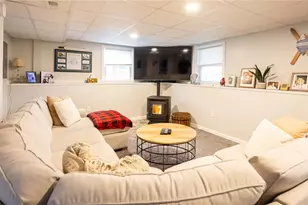 47 Long St, Warwick, RI 02888 - Photo 22