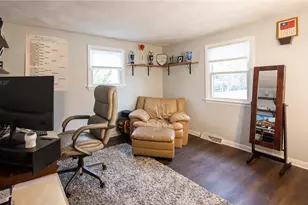47 Long St, Warwick, RI 02888 - Photo 18