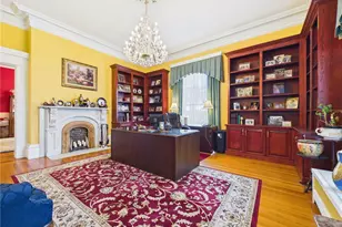 246 Harris Ave, Woonsocket, RI 02895 - Photo 4