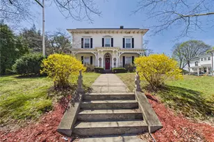 246 Harris Ave, Woonsocket, RI 02895 - Photo 2