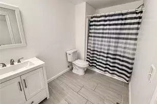 35 Douglas Ave, Providence, RI 02908 - Photo 6
