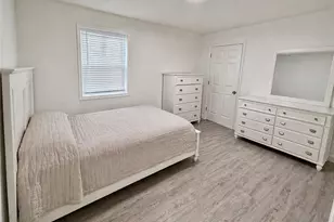 35 Douglas Ave, Providence, RI 02908 - Photo 4