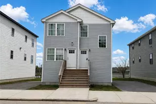 35 Douglas Ave, Providence, RI 02908 - Photo 10