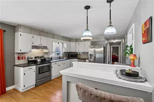 14 Candlewood Dr, Smithfield, RI 02828 - Photo 6
