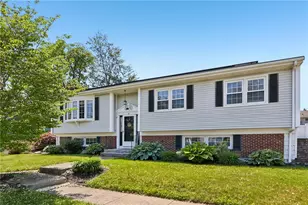 14 Candlewood Dr, Smithfield, RI 02828 - Photo 1