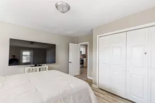 435 Broadway, East Providence, RI 02914 - Photo 14