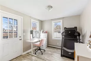 435 Broadway, East Providence, RI 02914 - Photo 22