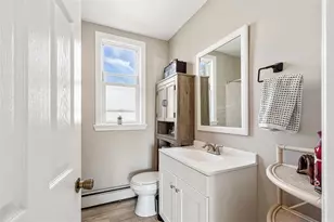 435 Broadway, East Providence, RI 02914 - Photo 10