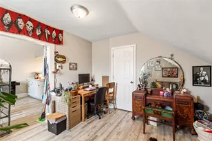 435 Broadway, East Providence, RI 02914 - Photo 32