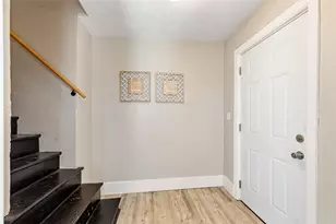 435 Broadway, East Providence, RI 02914 - Photo 26