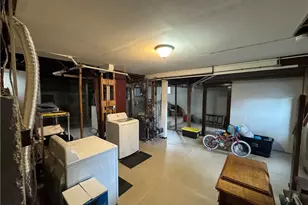 75 Kenwood St, Woonsocket, RI 02895 - Photo 18