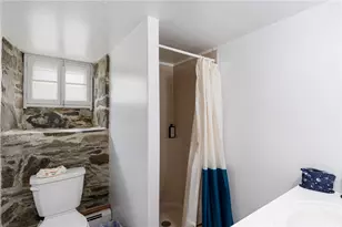 86 Transit St, Providence, RI 02906 - Photo 36