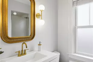 60 Prospect Hill St, Newport, RI 02840 - Photo 24