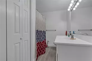 87 Scenic Dr, West Warwick, RI 02893 - Photo 20